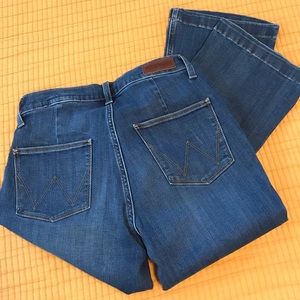 Wrangler Kick Flare High Rise Jeans Sz. 28 EUC!!